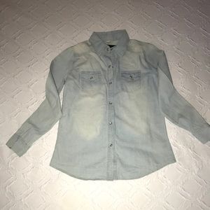 NWT Chambray Long Sleeve Shirt